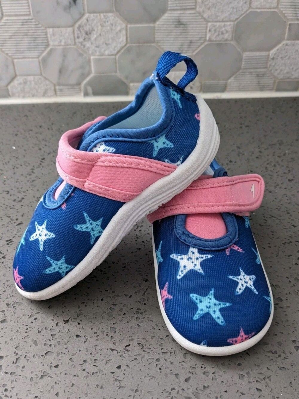 Speedo Toddler Water Shoes 5-6 Blue Starfish Slip On Beach Sneakers